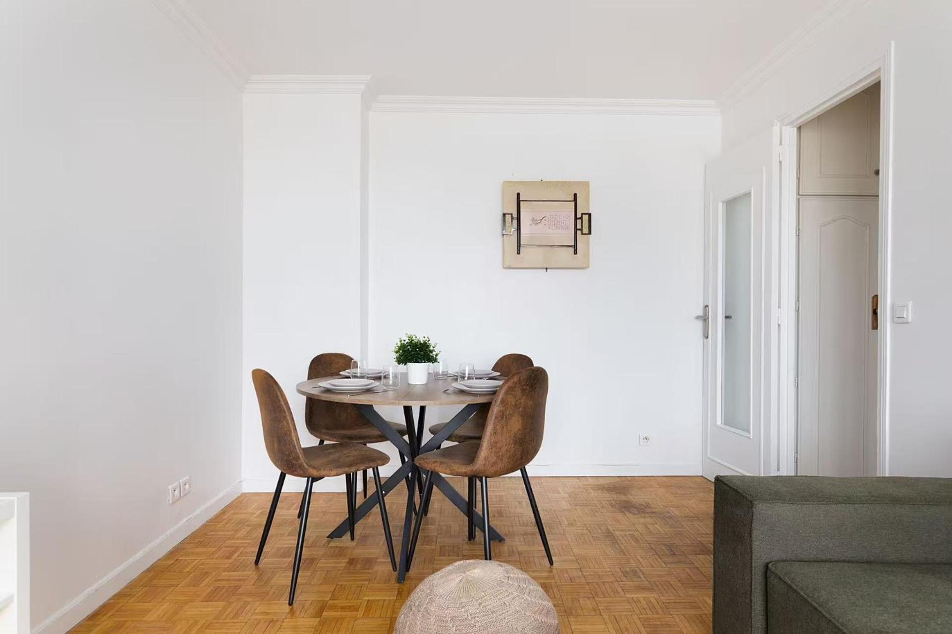 Lovely Appartement-2rooms-6p Sunshine-quiet-subway